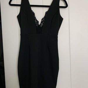 Size XS LULU’s LBD only worn once